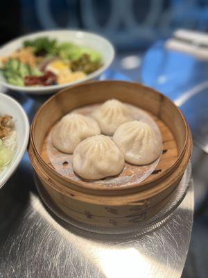 Pork Soup Dumpling | Instagram: GaoGirlsGrubbin