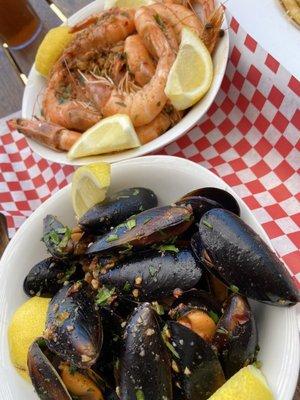 Bowl of Mussels and Bowl of Shrimp