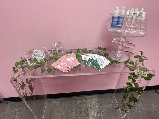 Client table with goodies to take home after every wax