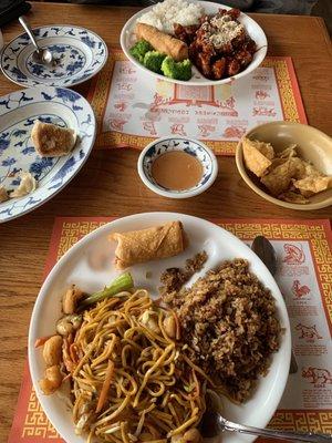 Shrimp lo Mein combination plate w/ fried rice. sesame chicken combo plate w/ white rice.