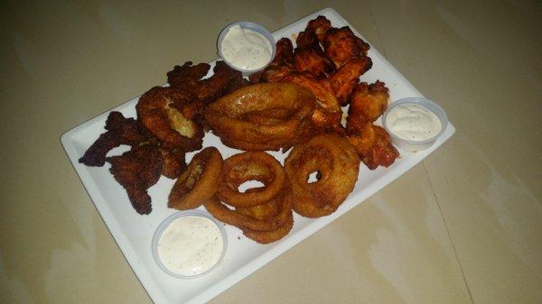 Combination platter with Wings, Breaded Shrimp and Onion Rings!