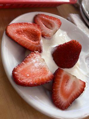 Strawberry dessert