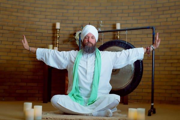 Sada Simran teaches Kundalini Yoga with Gong meditation