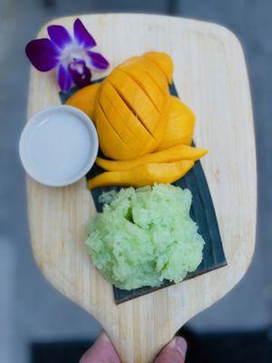 mango sticky rice ( seasonal )