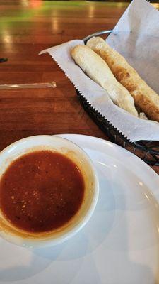 Breadsticks with sauce