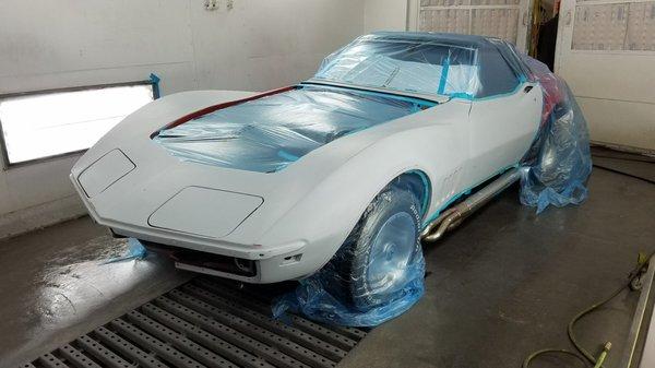 Paint time for a 69 vette