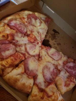 Canadian bacon pizza