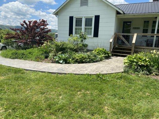 Stamped concrete walkway