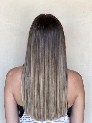 Blending grown out highlights with balayage