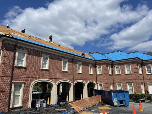 More pics of protection and the new Roof going on.