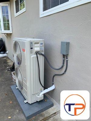 Installation of a new heat pump system in Redwood City