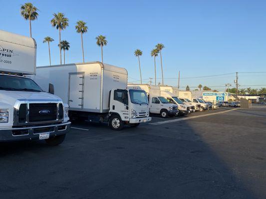 Box trucks available to Rent! 818-891-1752