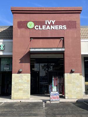 New signage for Ivy Cleaners