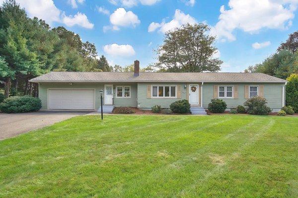 407 Wolf Swamp Rd, Longmeadow MA
$449,900 - SALE PENDING