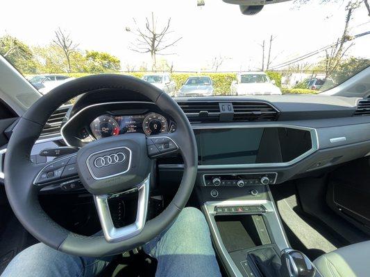 Beautiful dash of my new Audi Q3