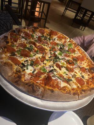 Chef's pizza. 16"