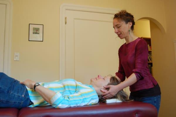 Table turns teach you how to use your mind to relax and coordinate your body.