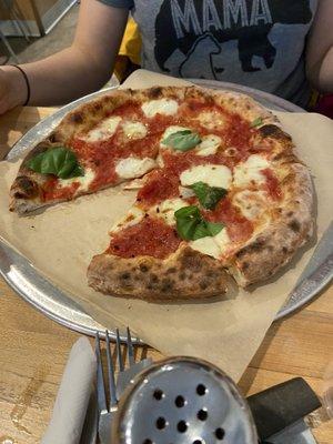 Margarita pizza