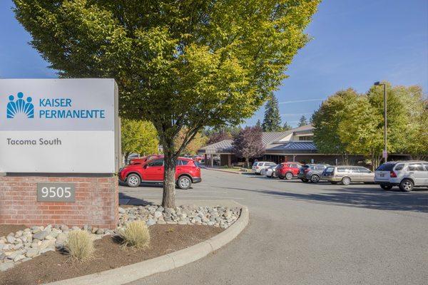 Kaiser Permanente Tacoma South Medical Center Entrance