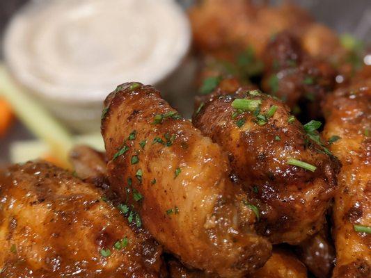 Heavenly wings: oven roasted and fried, served with carrot, celery sticks and home made ranch.