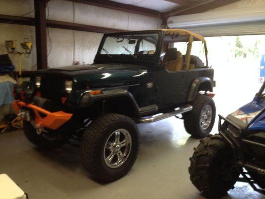 94 YJ with 8" lift