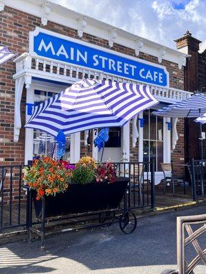 Outside view of the front of the cafe