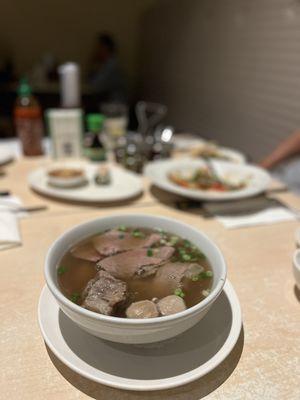 Combo oxtail pho