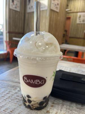 Coconut Smoothie with coconut milk + boba