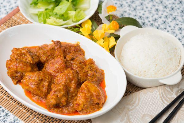 Lamb Curry *****
 - Marinated lamb meat cooked with authentic Burmese spices