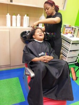 Diamond getting her hair washed and scalp massaged