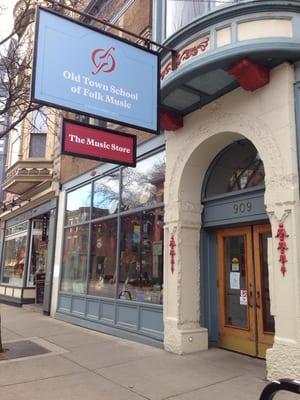 Old Town School of Folk Music on Christmas Day- 2014