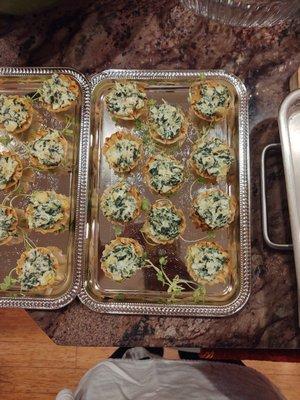 Spinach artichoke dip cups