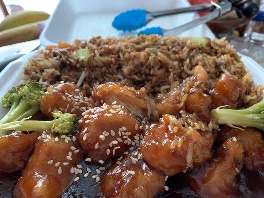 L14. Sesame Chicken Lunch Special