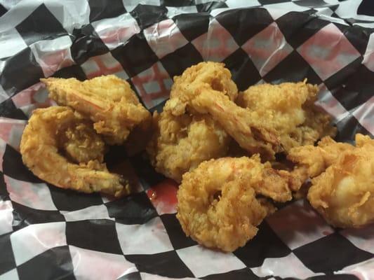 Fried shrimp... Very tasty. Better than the burger