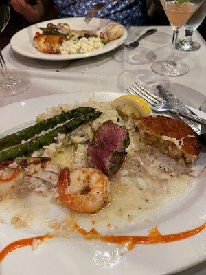 Hubby and I shared entrees. He had the filet, I had swordfish, scallops, shrimp. Together this made the best surf n turf I've ever had!!