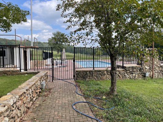 Pool available to those renting the lodge. It's gorgeous.