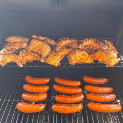 Grilled chicken on the bone, Louisiana Hot Links