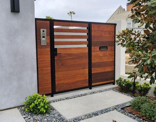 IPE wood with metal frame gate.
Security gate
Entry gate
Modern gate