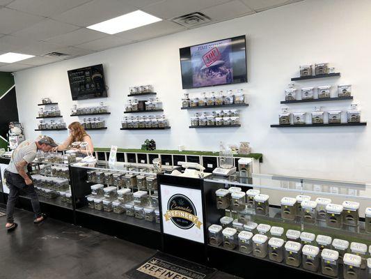 The Cannabis Refinery Dispensary - Edmond