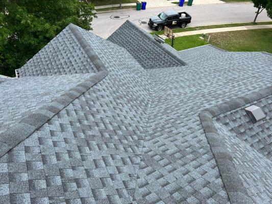 Austin Area Local Roofing Company | HeritageCCTX.com | (512) 528-5559