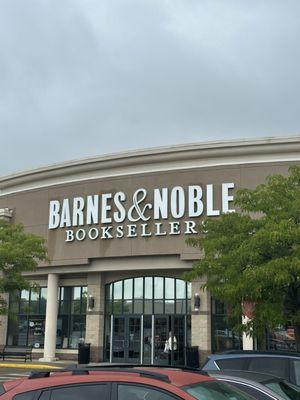 Barnes & Noble