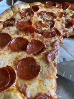 Medium Pepperoni