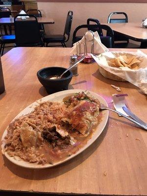 Daily special, burrito with beef or chicken fajita meat, rice and beans for 5.89!!   Amazing!!