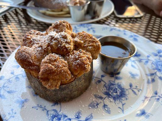 Cinnamon Monkey Bread