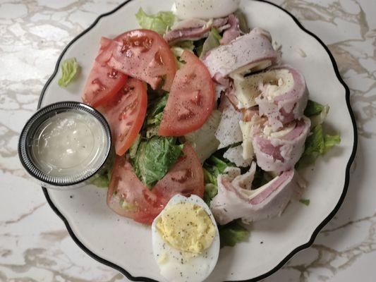 Julienne salad w/ blue cheese dressing.