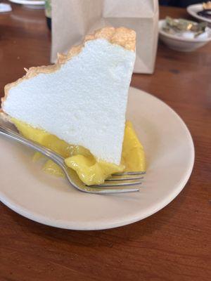 Lemon meringue pie