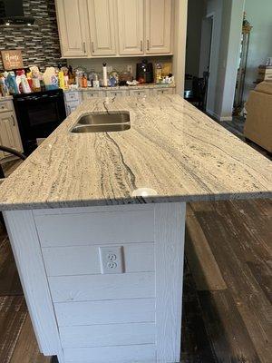 Island Granite install by Maranatha Granite