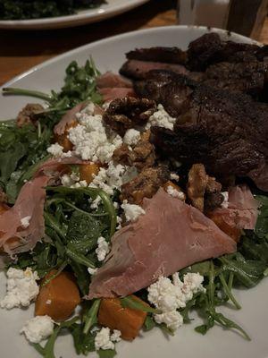 Butternut squash salad with steak