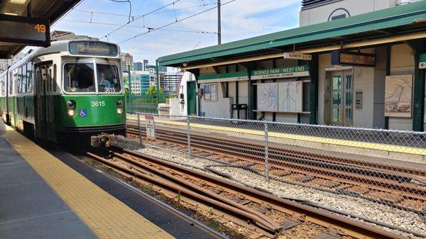 MBTA - Science Park