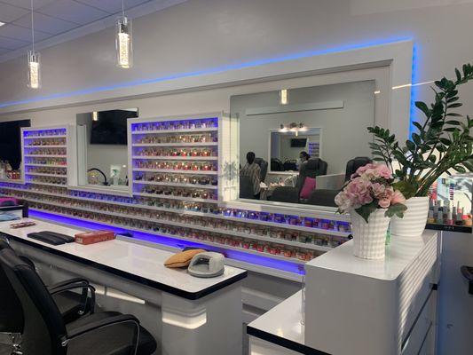 Corner Joy Nails & Spa 